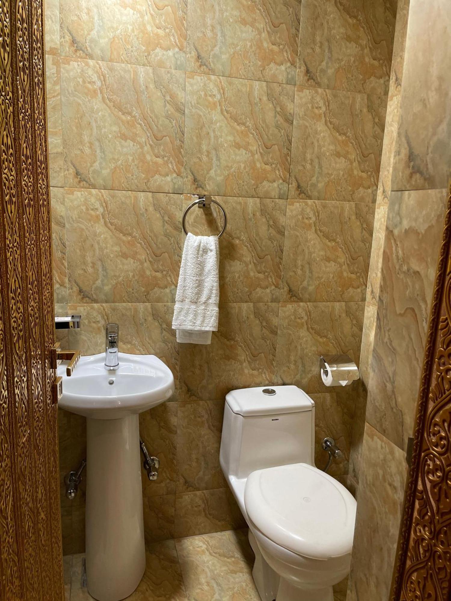 Indus Hotel Hyderabad Exterior photo
